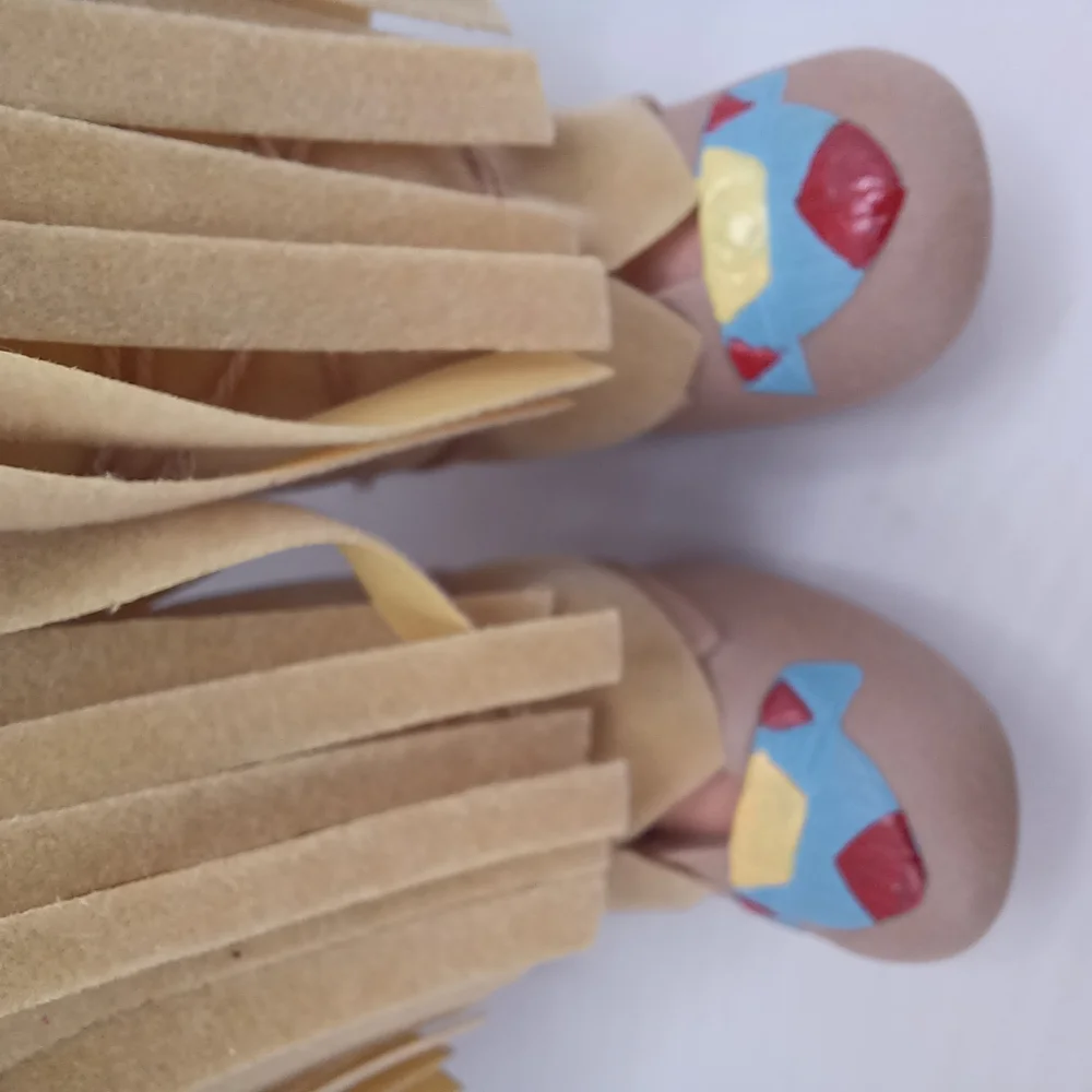 Goldrn Fawn Cherokee Maiden Native American-Inspired Doll with Fringe Outfit - Picture 11 of 13